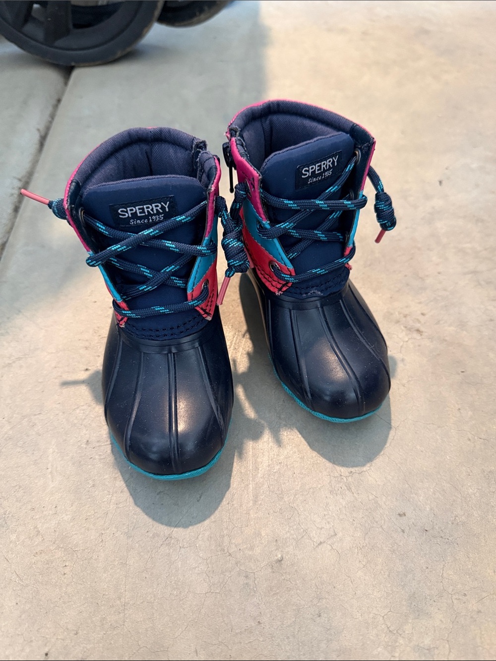 Sperry Kids Navy and Pink Duck Boots Sz- 7M
